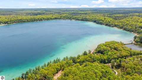 Tiny photo for 922 W Bear Lake Road NE, Kalkaska, MI 49646 (MLS # 1934772)