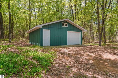 Tiny photo for 922 W Bear Lake Road NE, Kalkaska, MI 49646 (MLS # 1934772)
