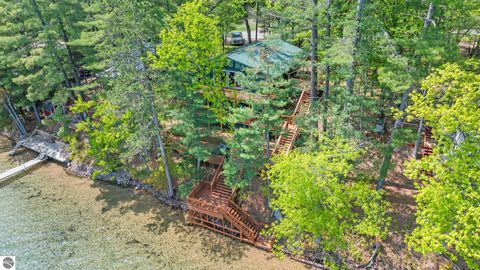 Tiny photo for 922 W Bear Lake Road NE, Kalkaska, MI 49646 (MLS # 1934772)