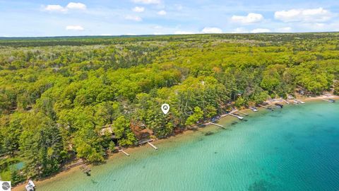 Tiny photo for 922 W Bear Lake Road NE, Kalkaska, MI 49646 (MLS # 1934772)
