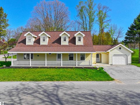 Photo of 8377 Zosel Street, Onekama, MI 49675 (MLS # 1940526)