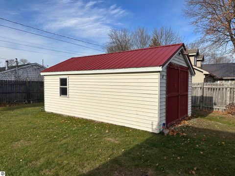 Tiny photo for 5318 Pleasant Avenue, Standish, MI 48658 (MLS # 1940725)
