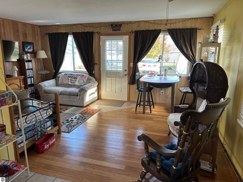 Tiny photo for 5318 Pleasant Avenue, Standish, MI 48658 (MLS # 1940725)