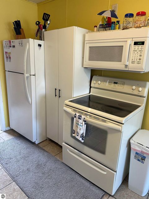 Tiny photo for 5318 Pleasant Avenue, Standish, MI 48658 (MLS # 1940725)