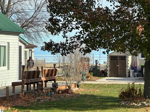 Tiny photo for 5318 Pleasant Avenue, Standish, MI 48658 (MLS # 1940725)