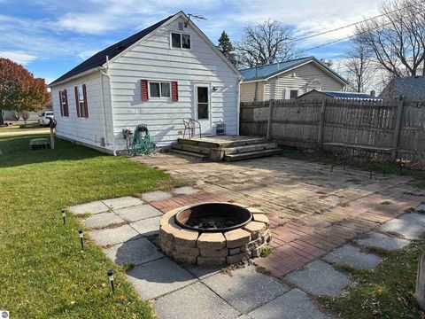 Tiny photo for 5318 Pleasant Avenue, Standish, MI 48658 (MLS # 1940725)