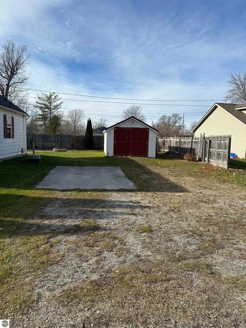 Tiny photo for 5318 Pleasant Avenue, Standish, MI 48658 (MLS # 1940725)