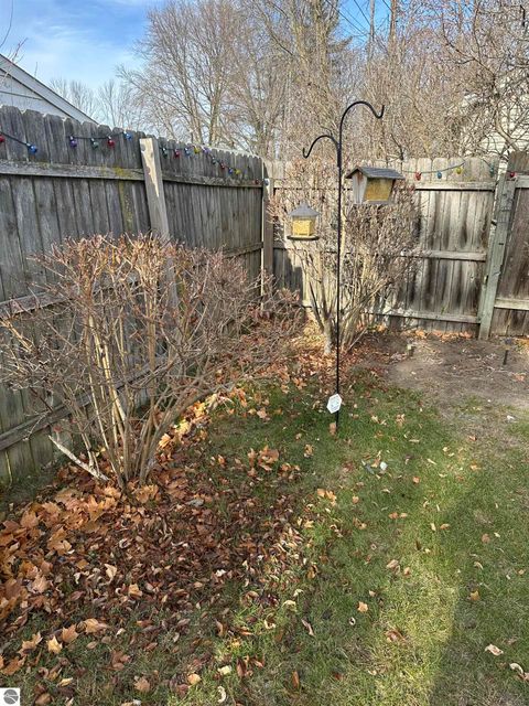 Tiny photo for 5318 Pleasant Avenue, Standish, MI 48658 (MLS # 1940725)