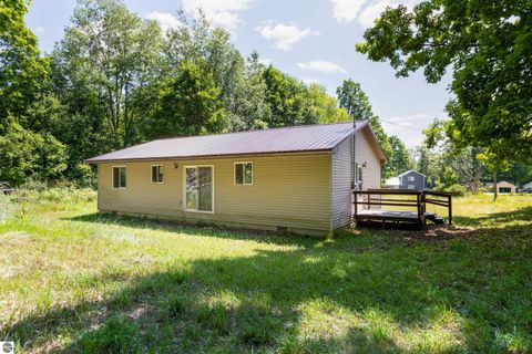 Tiny photo for 23920 Beers Road, Mesick, MI 49668 (MLS # 1940752)