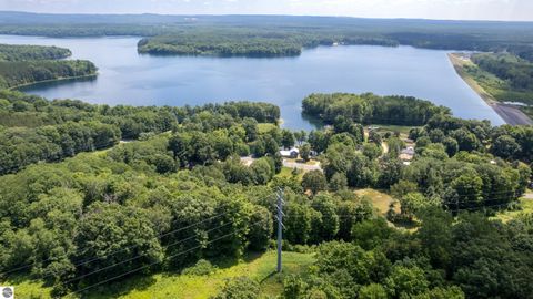 Tiny photo for 23920 Beers Road, Mesick, MI 49668 (MLS # 1940752)