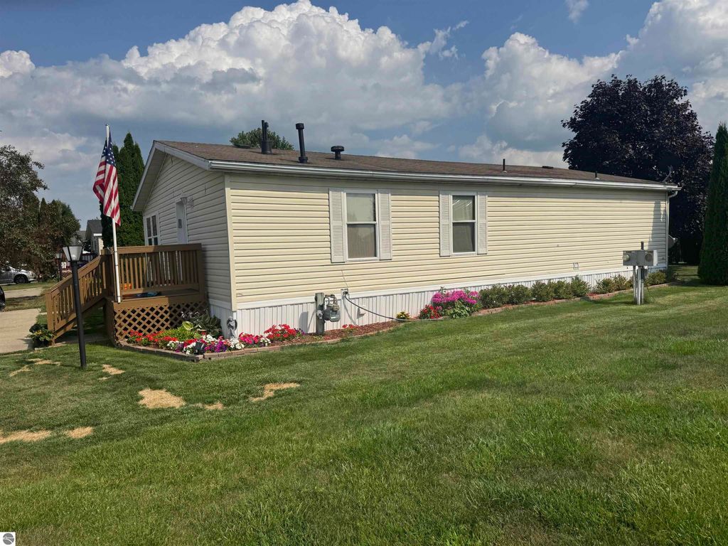 Photo of 5490 Crossway Lane, Mt Pleasant, MI 48858 (MLS # 1937364)