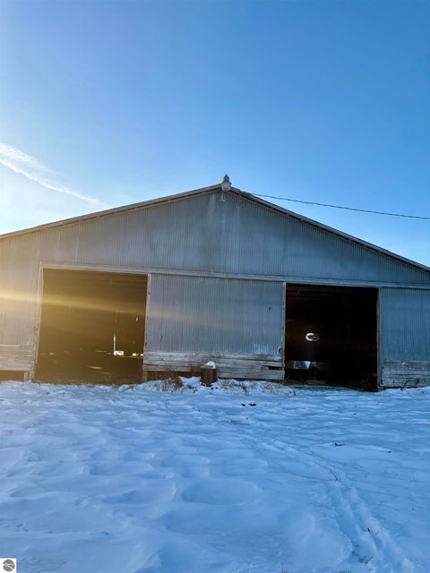 Tiny photo for 4266 W River Road, Mt Pleasant, MI 48858 (MLS # 1941139)