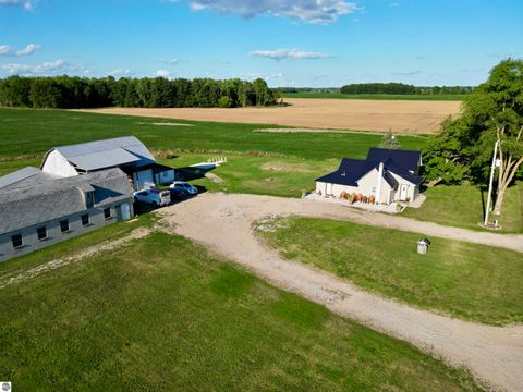 Tiny photo for 4266 W River Road, Mt Pleasant, MI 48858 (MLS # 1941139)