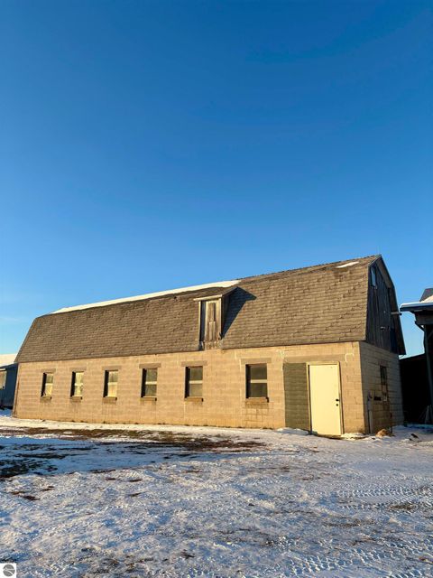 Tiny photo for 4266 W River Road, Mt Pleasant, MI 48858 (MLS # 1941139)