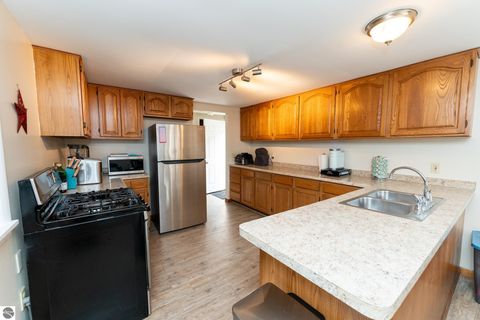 Tiny photo for 358 N Corning Street, Farwell, MI 48622 (MLS # 1937174)