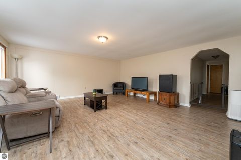 Tiny photo for 358 N Corning Street, Farwell, MI 48622 (MLS # 1937174)