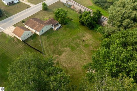 Tiny photo for 358 N Corning Street, Farwell, MI 48622 (MLS # 1937174)
