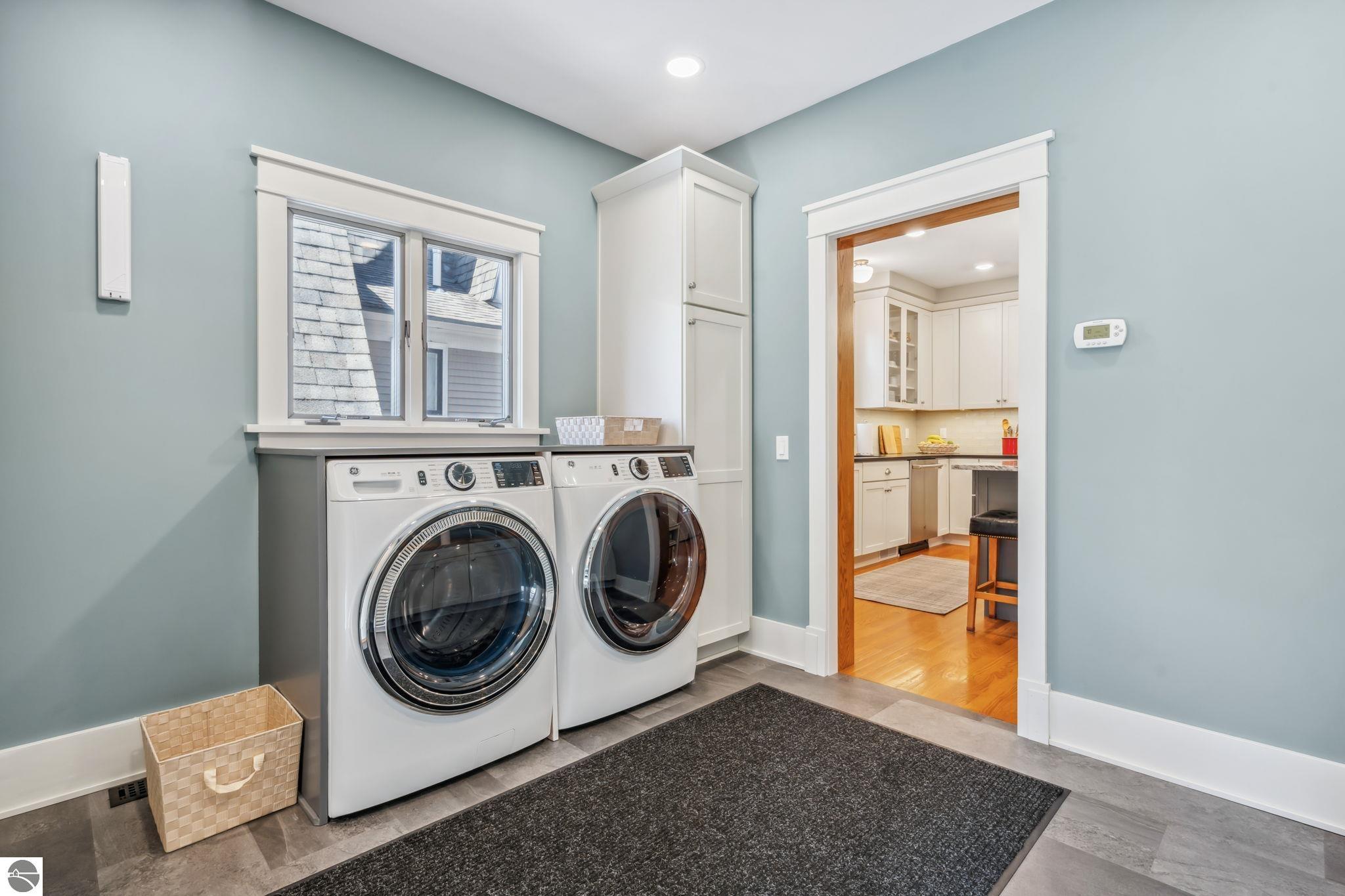 Traverse City, Michigan 49684, United States, 4 Bedrooms Bedrooms, ,3 BathroomsBathrooms,Residential,Pending,100235