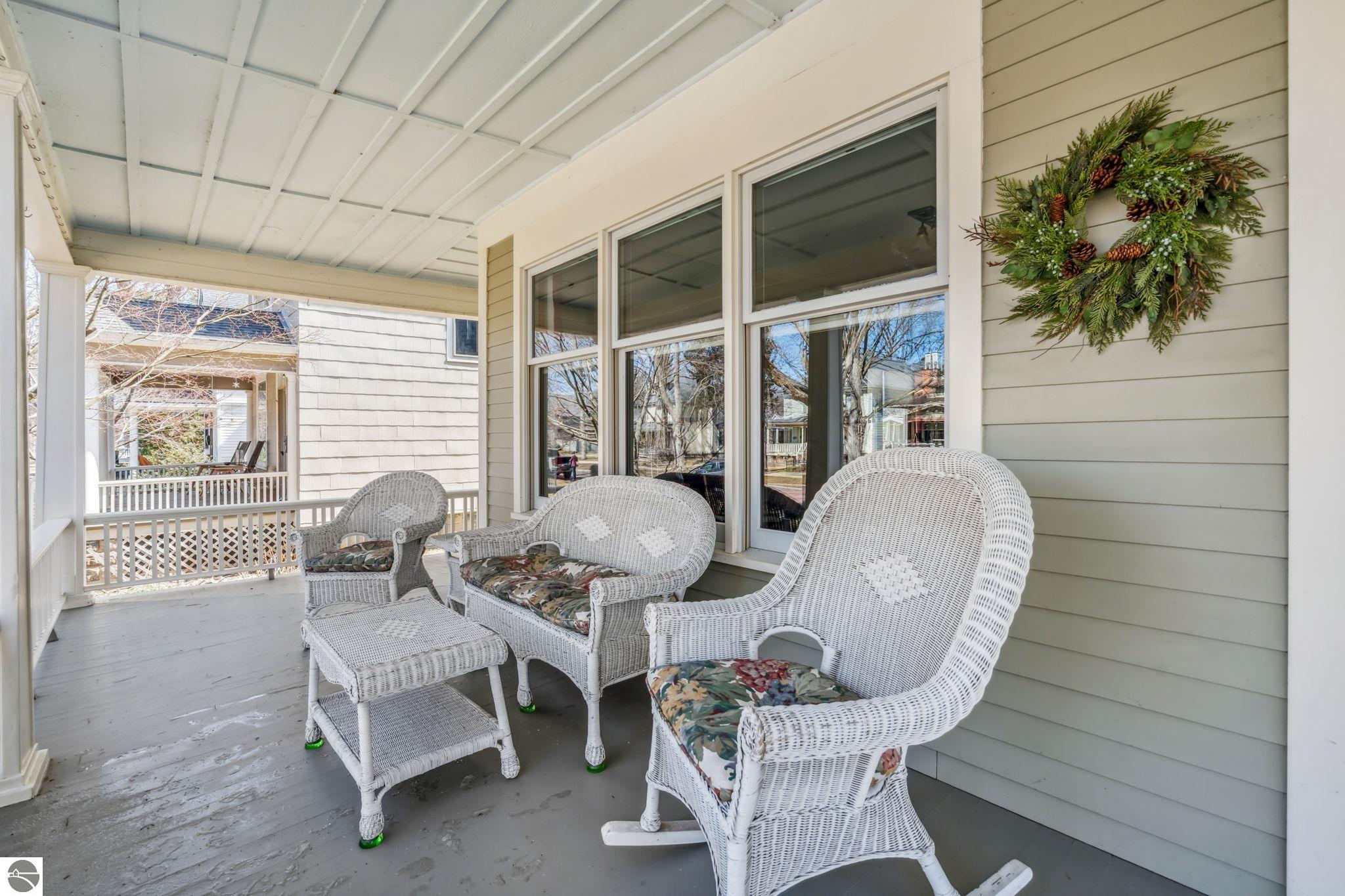 Traverse City, Michigan 49684, United States, 4 Bedrooms Bedrooms, ,3 BathroomsBathrooms,Residential,Pending,100235