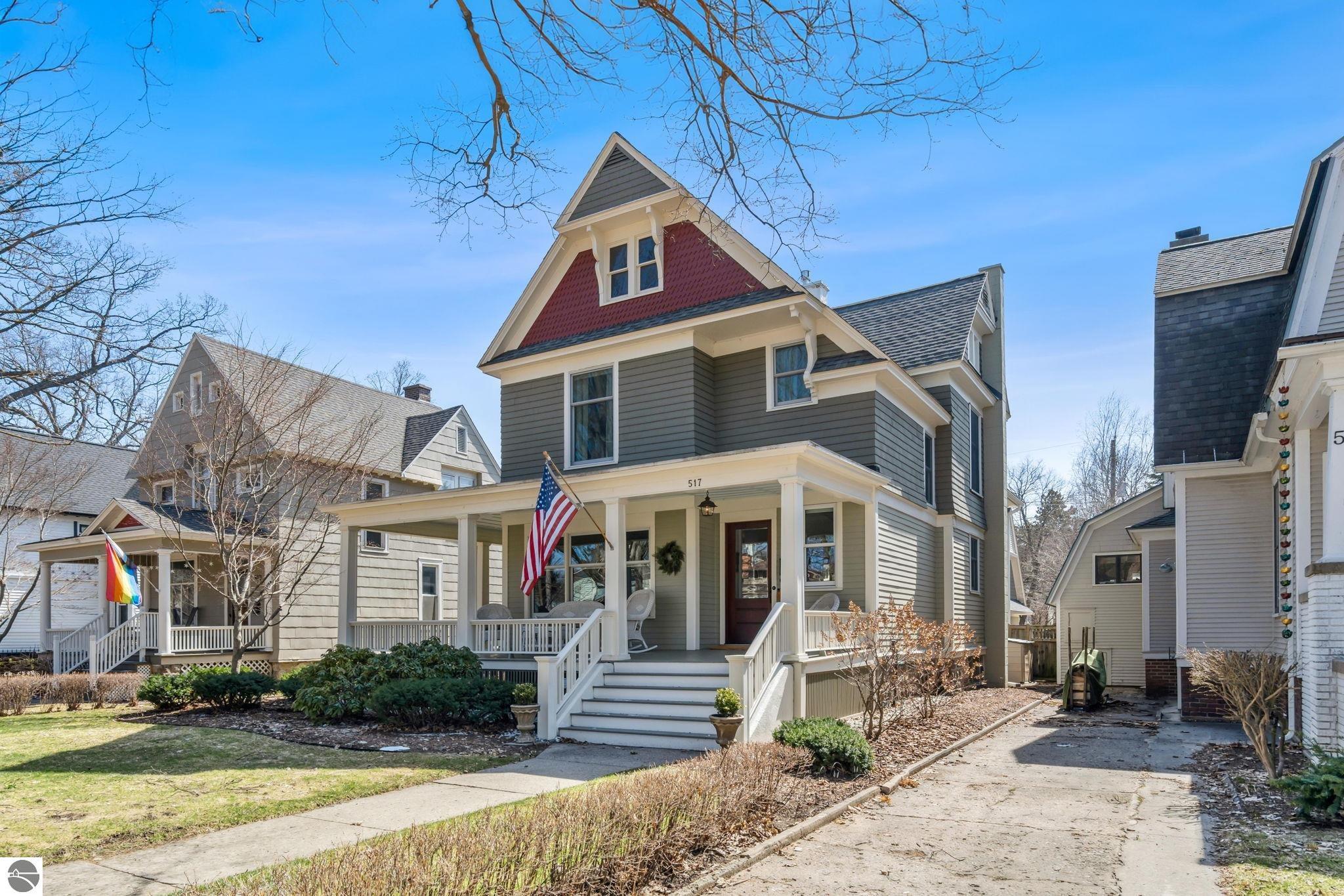 Traverse City, Michigan 49684, United States, 4 Bedrooms Bedrooms, ,3 BathroomsBathrooms,Residential,Pending,100235