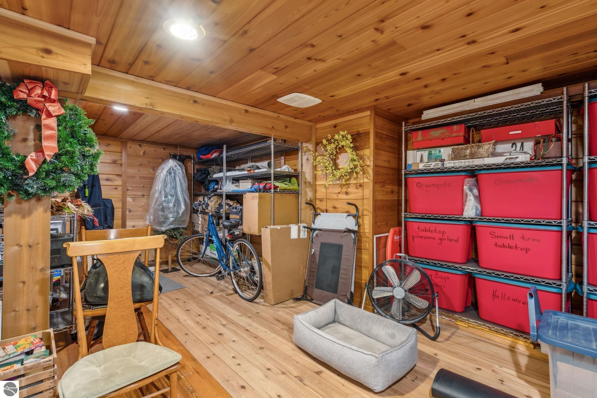 Traverse City, Michigan 49684, United States, 4 Bedrooms Bedrooms, ,3 BathroomsBathrooms,Residential,Pending,100235