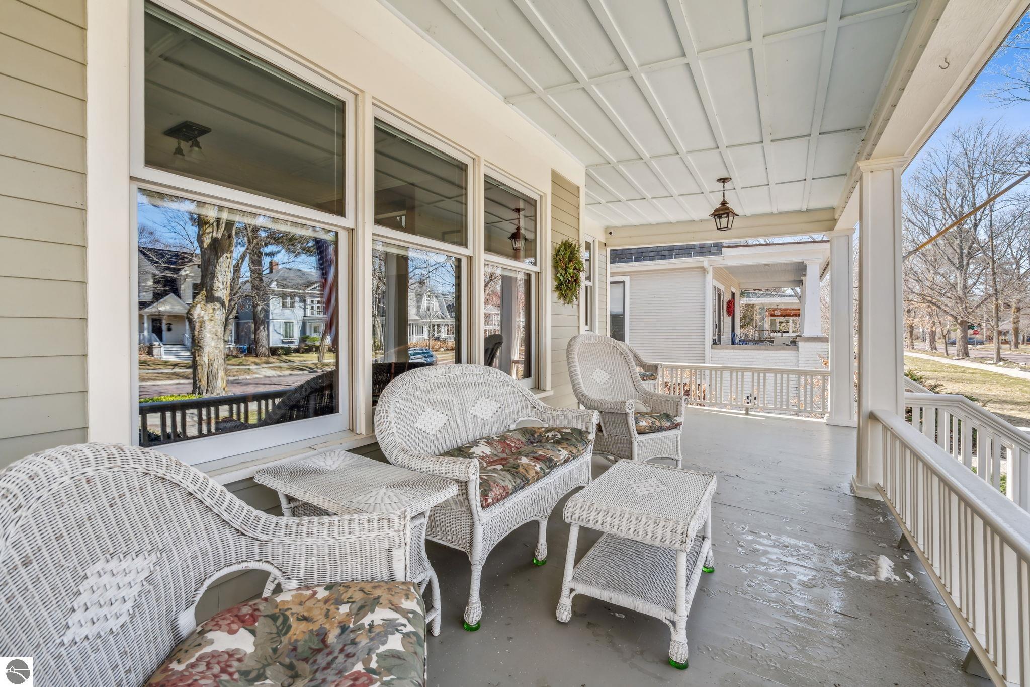 Traverse City, Michigan 49684, United States, 4 Bedrooms Bedrooms, ,3 BathroomsBathrooms,Residential,Pending,100235