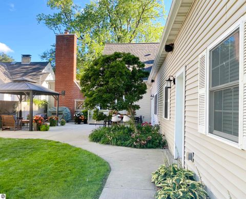 Tiny photo for 1011 E High, Mt Pleasant, MI 48858 (MLS # 1941119)