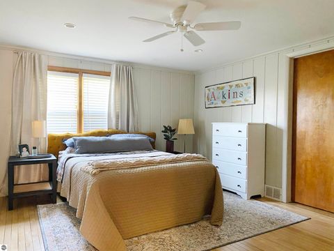 Tiny photo for 1011 E High, Mt Pleasant, MI 48858 (MLS # 1941119)