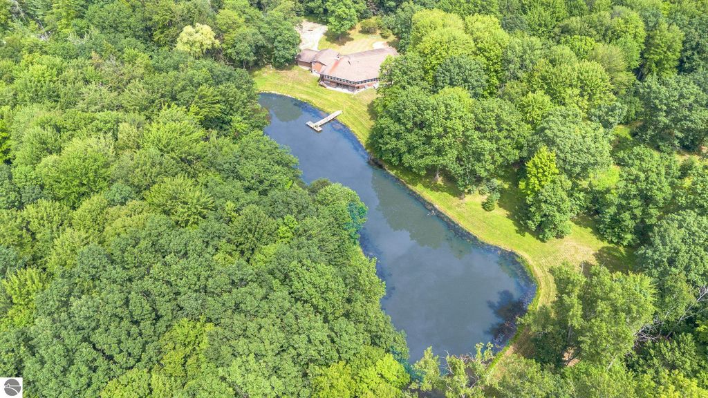 Photo of 5365 W Salt River Road, Shepherd, MI 48883 (MLS # 1937160)