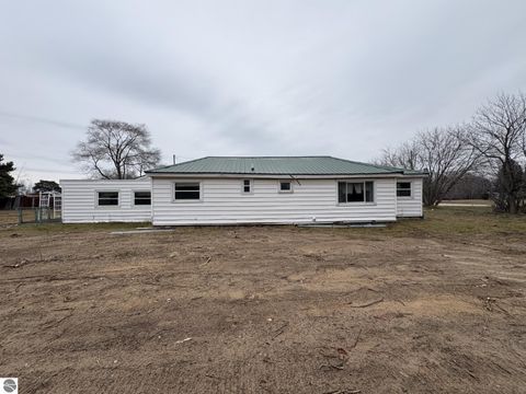 Tiny photo for 7315 E Pickard Street, Mt Pleasant, MI 48858 (MLS # 1940858)