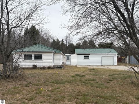 Photo of 7315 E Pickard Street, Mt Pleasant, MI 48858 (MLS # 1940858)