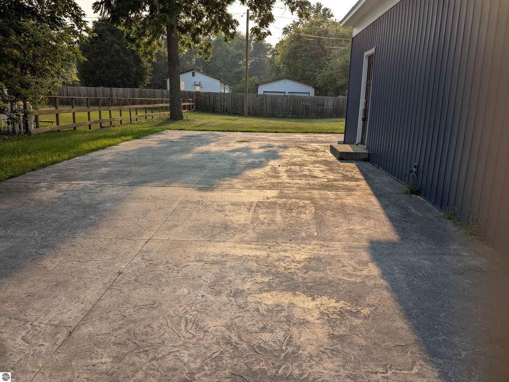 Photo of 3259 N Woodruff Road, Weidman, MI 48893 (MLS # 1937139)