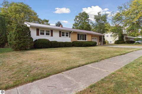 Tiny photo for 127 Philadelphia Avenue, Alma, MI 48801 (MLS # 1940831)