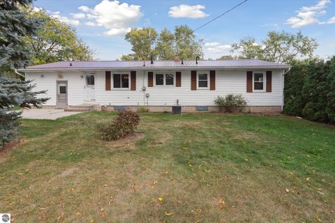 Tiny photo for 127 Philadelphia Avenue, Alma, MI 48801 (MLS # 1940831)