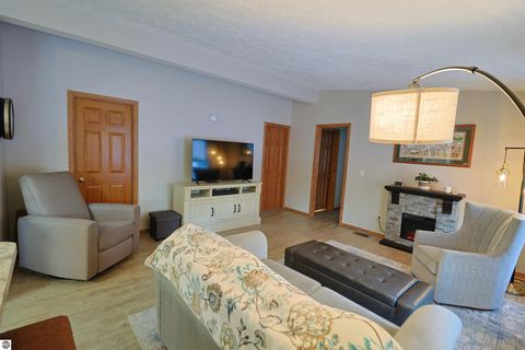 Tiny photo for 5115 E Valley Road, Mt Pleasant, MI 48858 (MLS # 1941000)