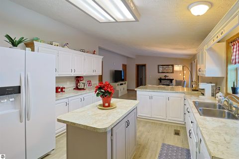 Tiny photo for 5115 E Valley Road, Mt Pleasant, MI 48858 (MLS # 1941000)