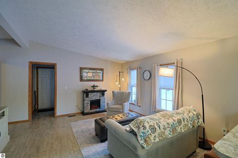 Tiny photo for 5115 E Valley Road, Mt Pleasant, MI 48858 (MLS # 1941000)