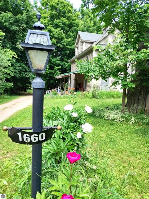 Tiny photo for 1660 W Wing Road, Mt Pleasant, MI 48858 (MLS # 1939496)