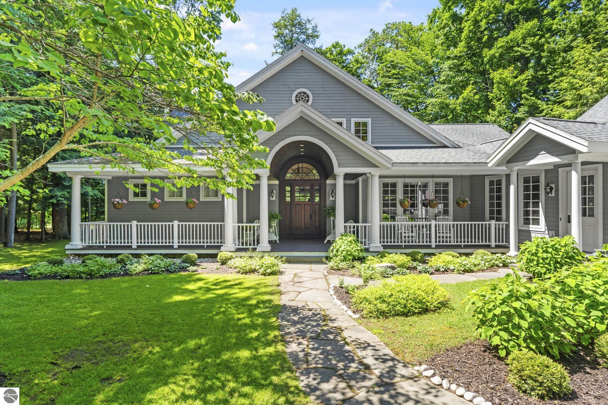 Leland, Michigan 49654, United States, 4 Bedrooms Bedrooms, ,4 BathroomsBathrooms,Residential,Active,160037