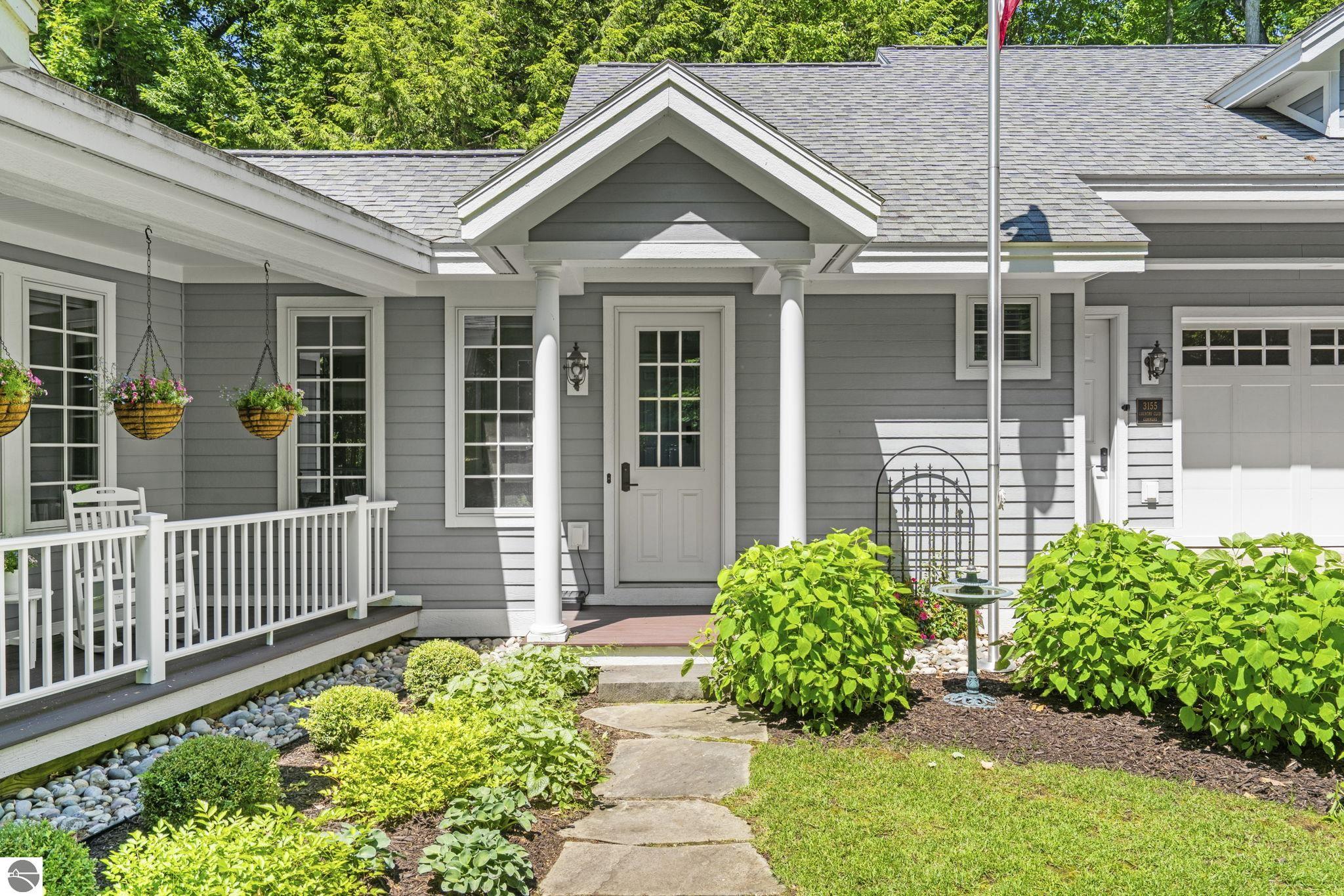 Leland, Michigan 49654, United States, 4 Bedrooms Bedrooms, ,4 BathroomsBathrooms,Residential,Active,160037