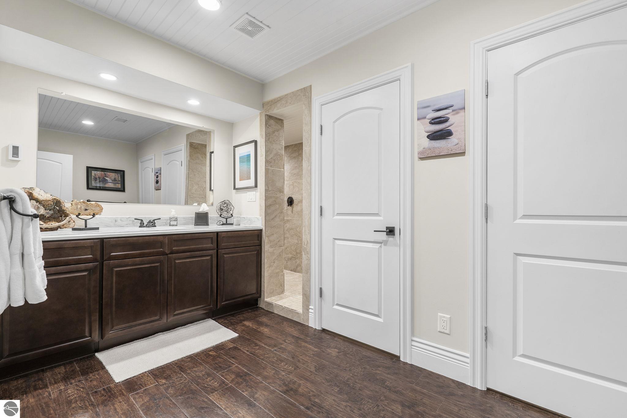 Leland, Michigan 49654, United States, 4 Bedrooms Bedrooms, ,4 BathroomsBathrooms,Residential,Active,160037