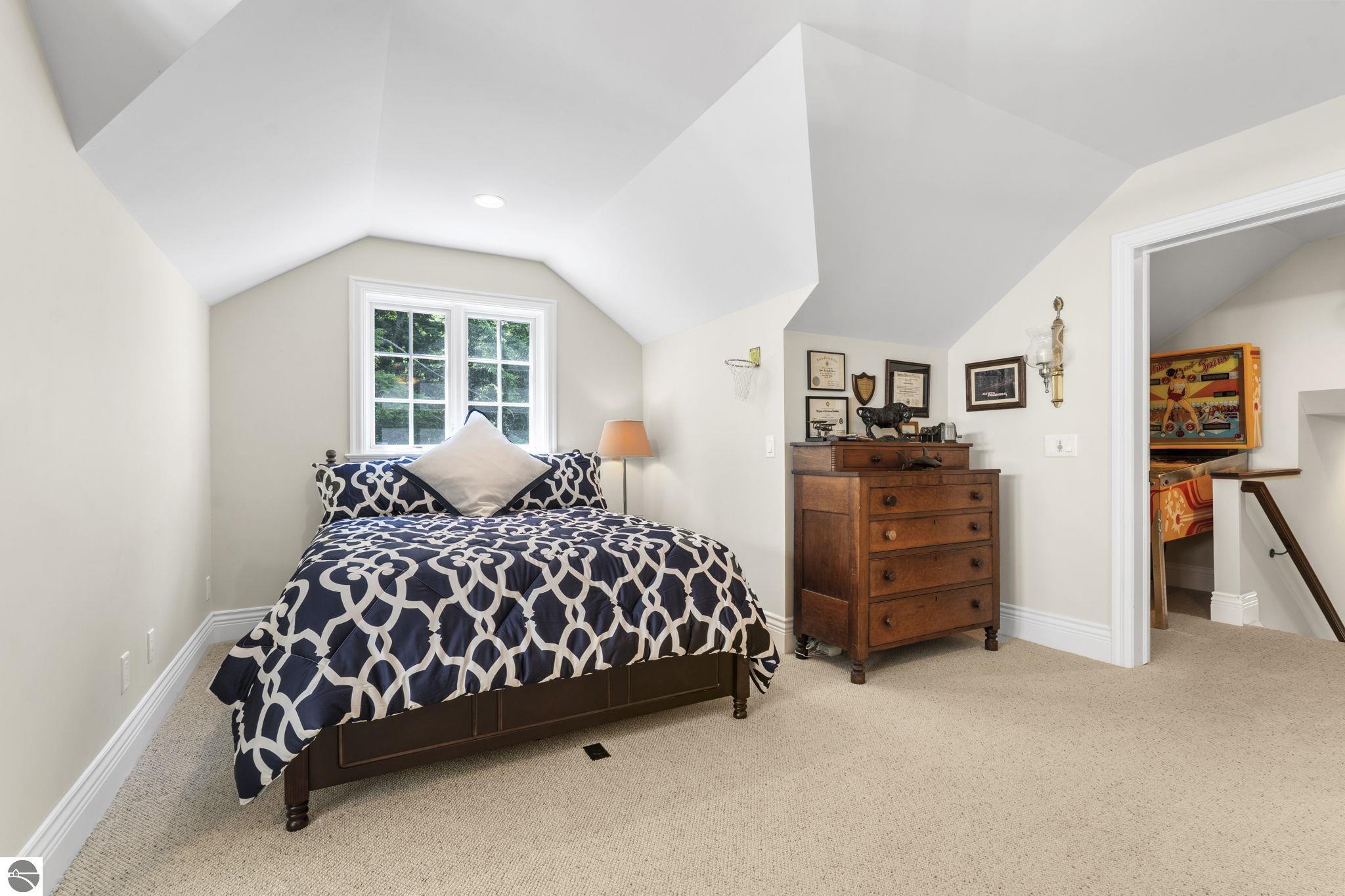 Leland, Michigan 49654, United States, 4 Bedrooms Bedrooms, ,4 BathroomsBathrooms,Residential,Active,160037