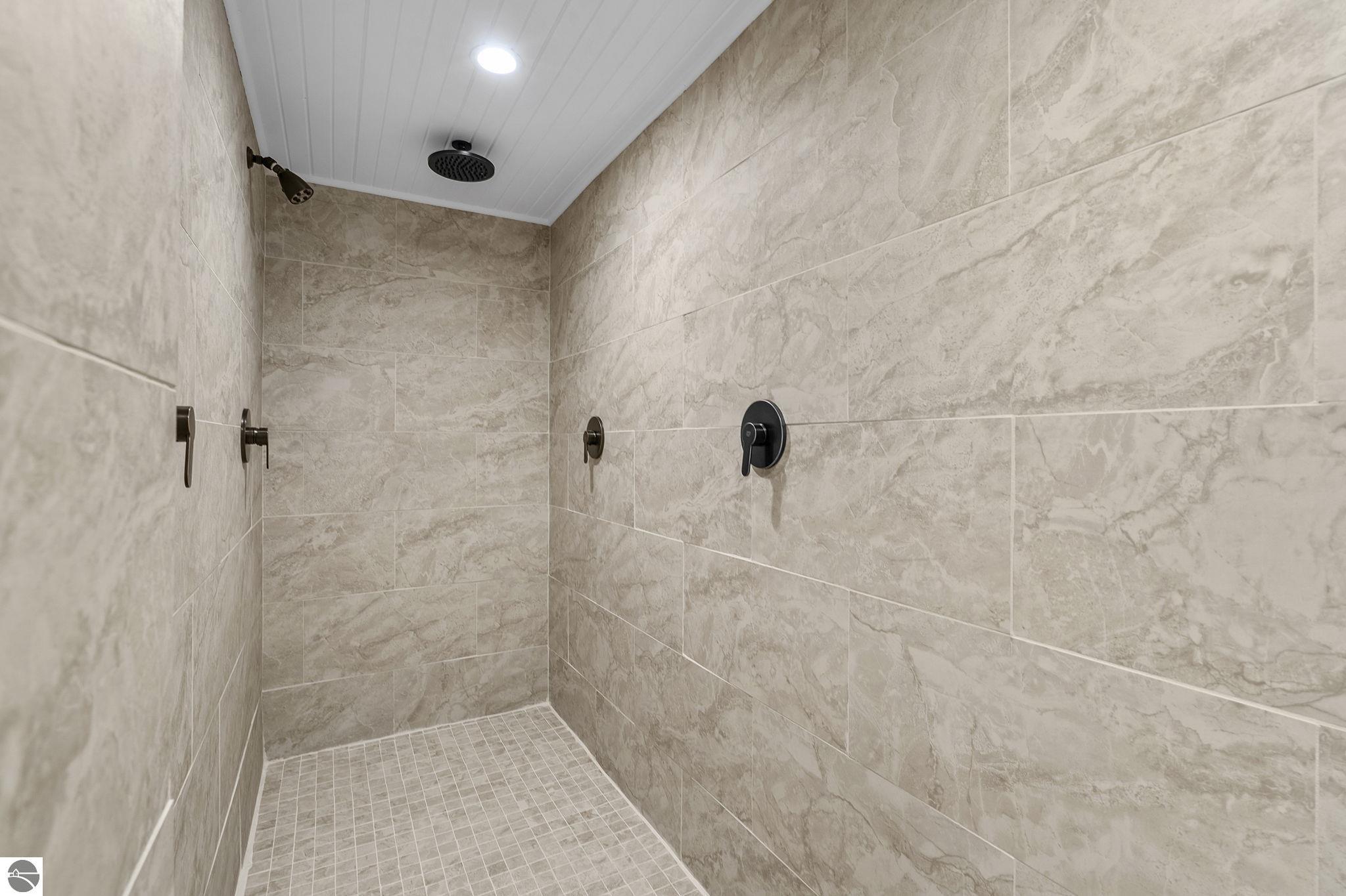 Leland, Michigan 49654, United States, 4 Bedrooms Bedrooms, ,4 BathroomsBathrooms,Residential,Active,160037