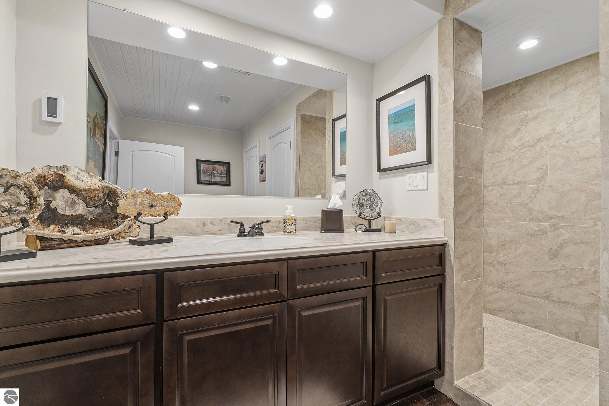 Leland, Michigan 49654, United States, 4 Bedrooms Bedrooms, ,4 BathroomsBathrooms,Residential,Active,160037