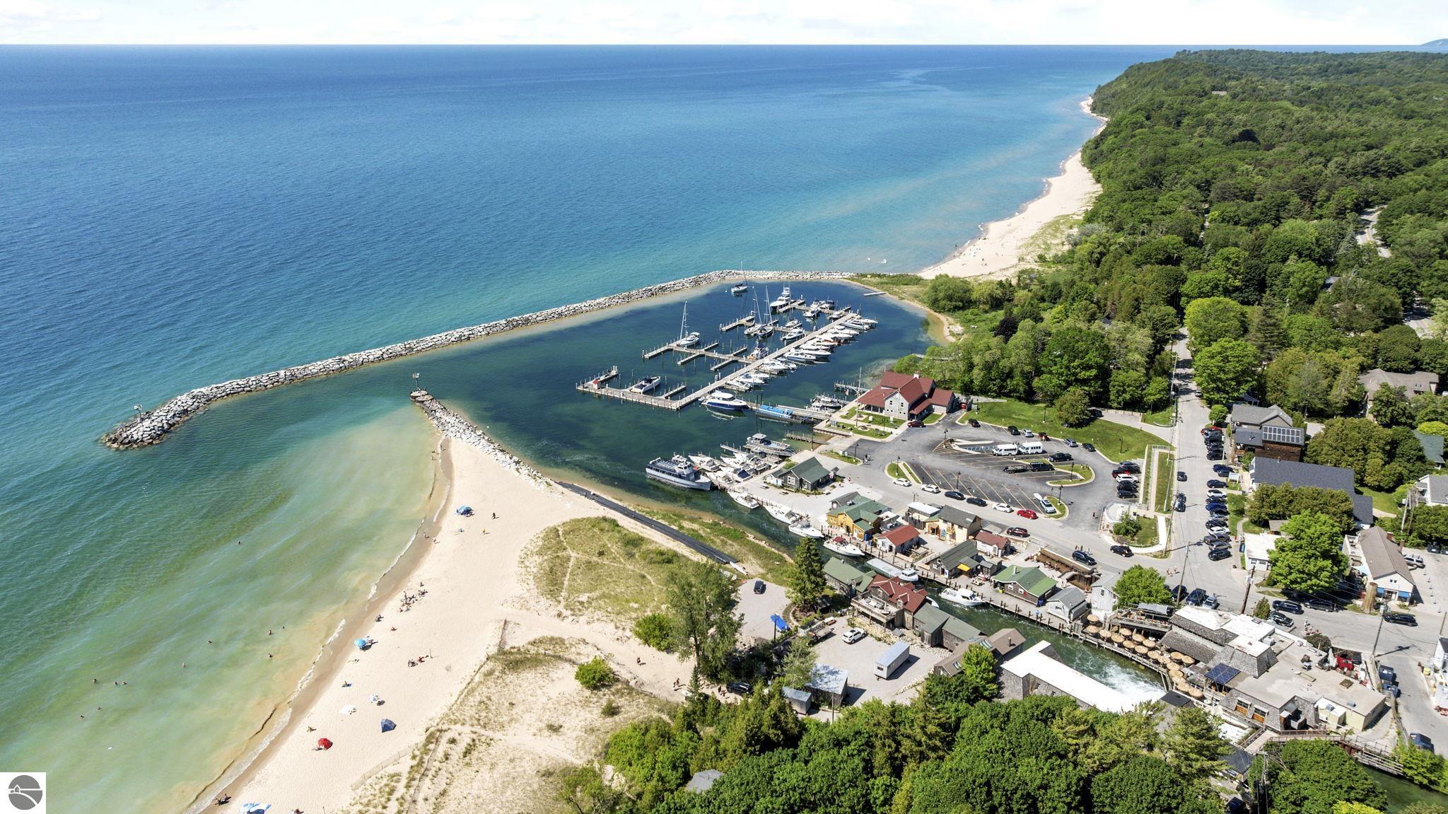 Leland, Michigan 49654, United States, 4 Bedrooms Bedrooms, ,4 BathroomsBathrooms,Residential,Active,160037