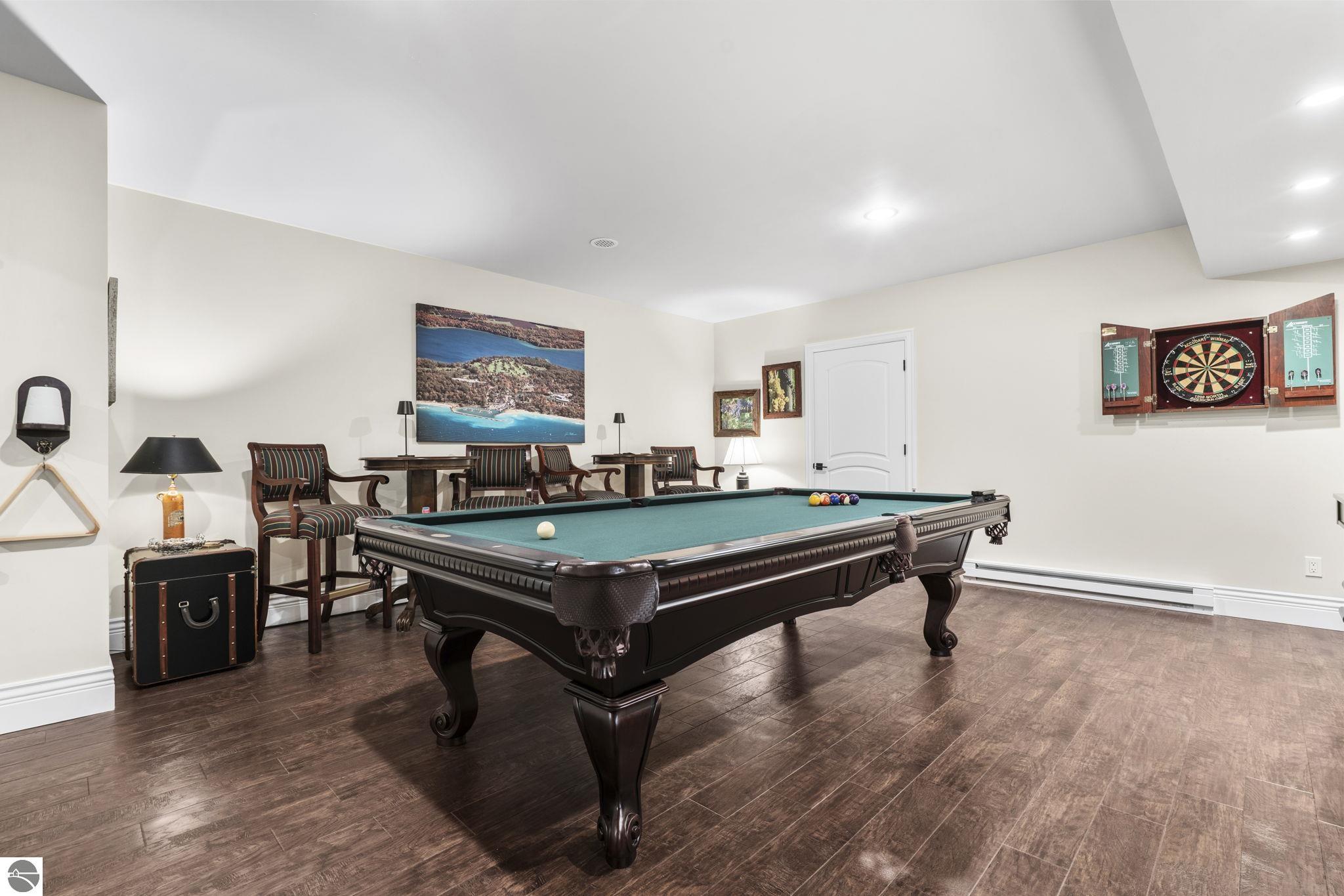 Leland, Michigan 49654, United States, 4 Bedrooms Bedrooms, ,4 BathroomsBathrooms,Residential,Active,160037