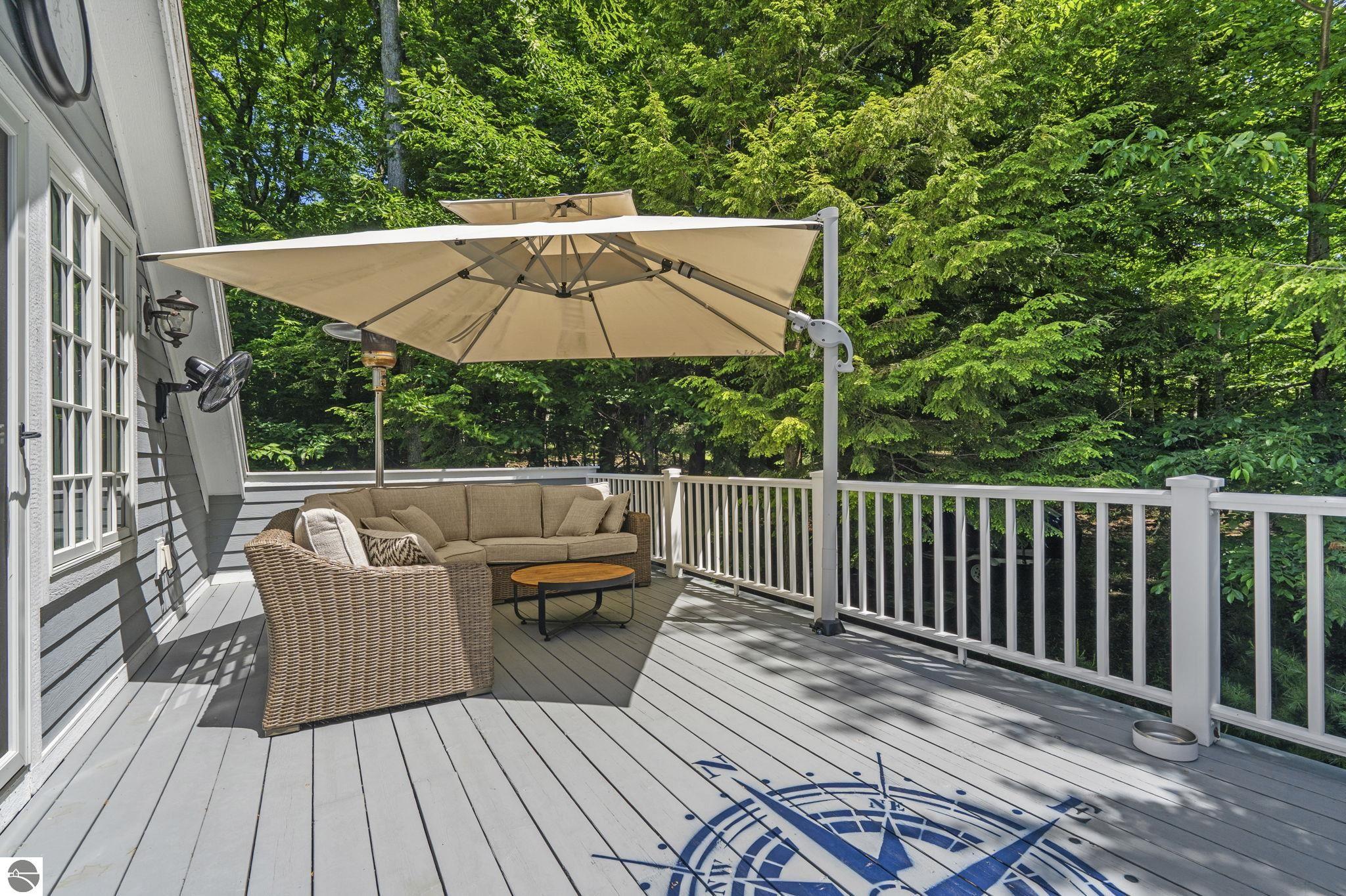 Leland, Michigan 49654, United States, 4 Bedrooms Bedrooms, ,4 BathroomsBathrooms,Residential,Active,160037