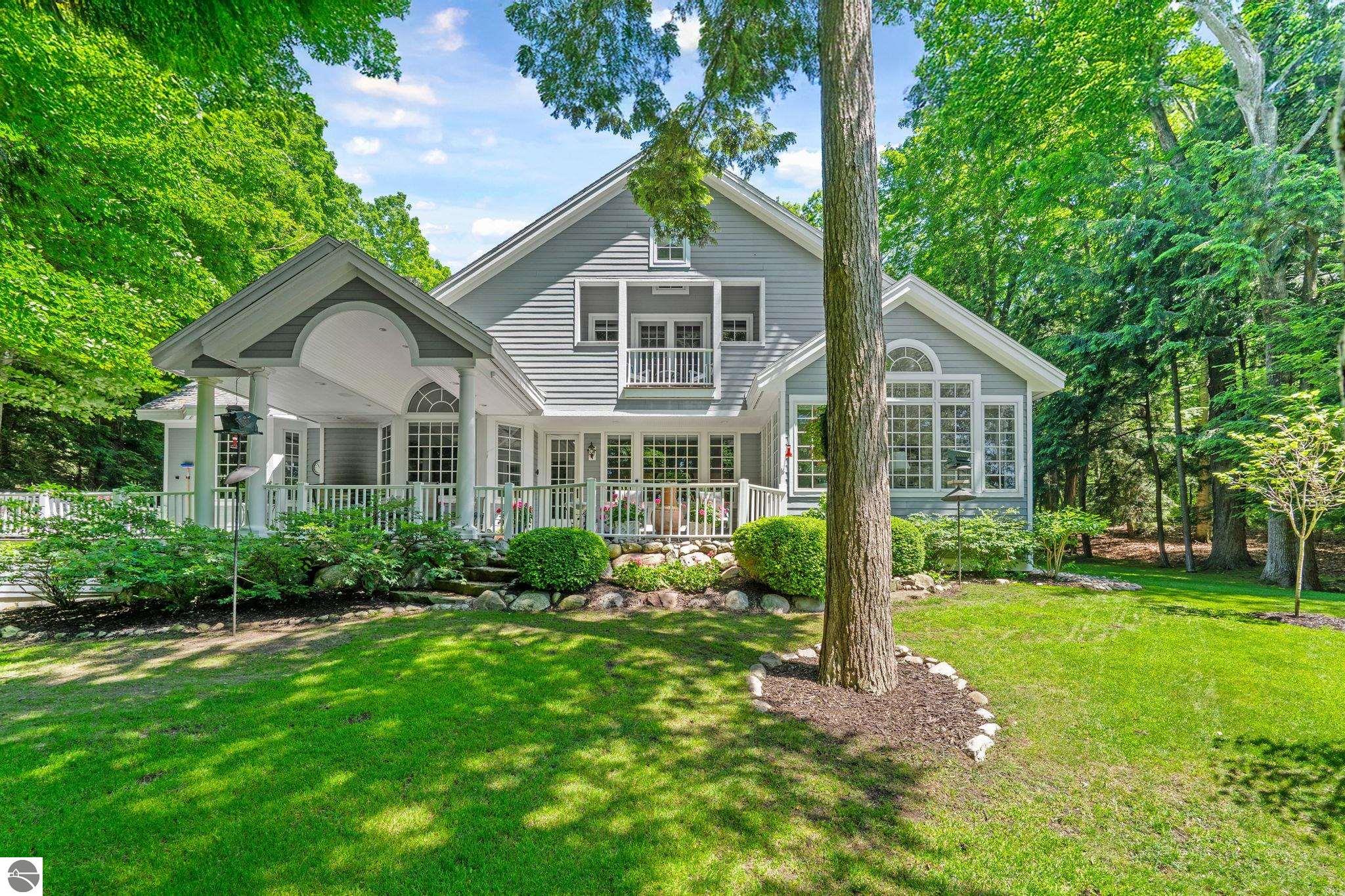 Leland, Michigan 49654, United States, 4 Bedrooms Bedrooms, ,4 BathroomsBathrooms,Residential,Active,160037