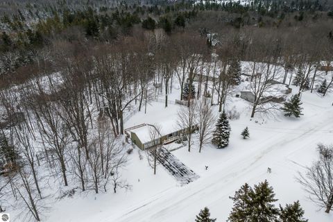 Tiny photo for 4594 Westridge Drive, Williamsburg, MI 49690 (MLS # 1942521)