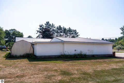 Tiny photo for 5806 W Weidman Road, Weidman, MI 48893 (MLS # 1943102)